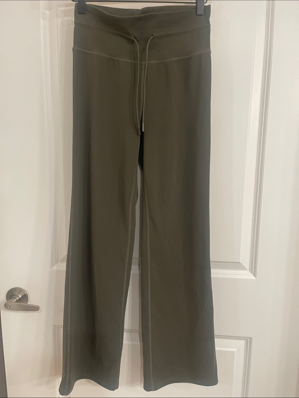 Vuori Olive Wide Leg Pants